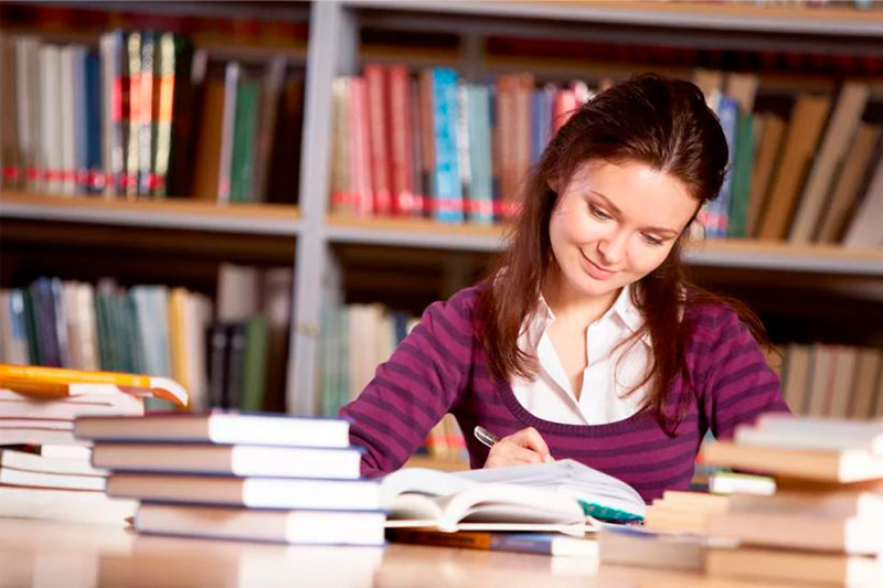 купить оригинальный диплом филолога изготовим диплом филолога